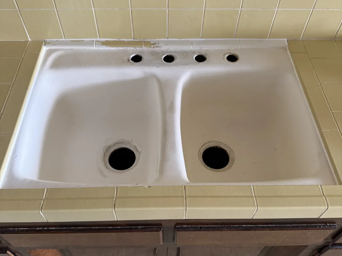 Porcelain sink after professional restoration in Los Angeles